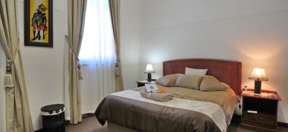 Фото Oasis Country Lodge