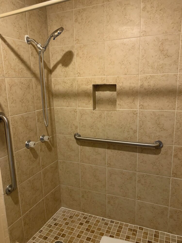 Фото Loma Alta Motel