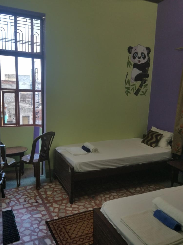 Фото Baba Guest House