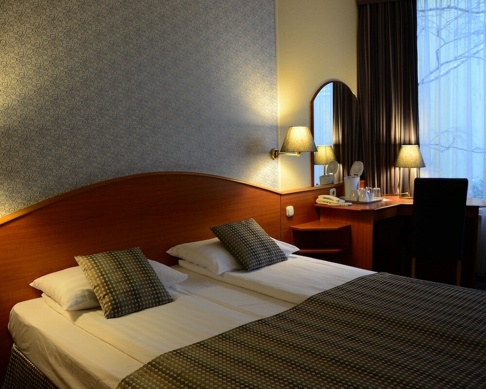 Фото Hotel Orion Várkert