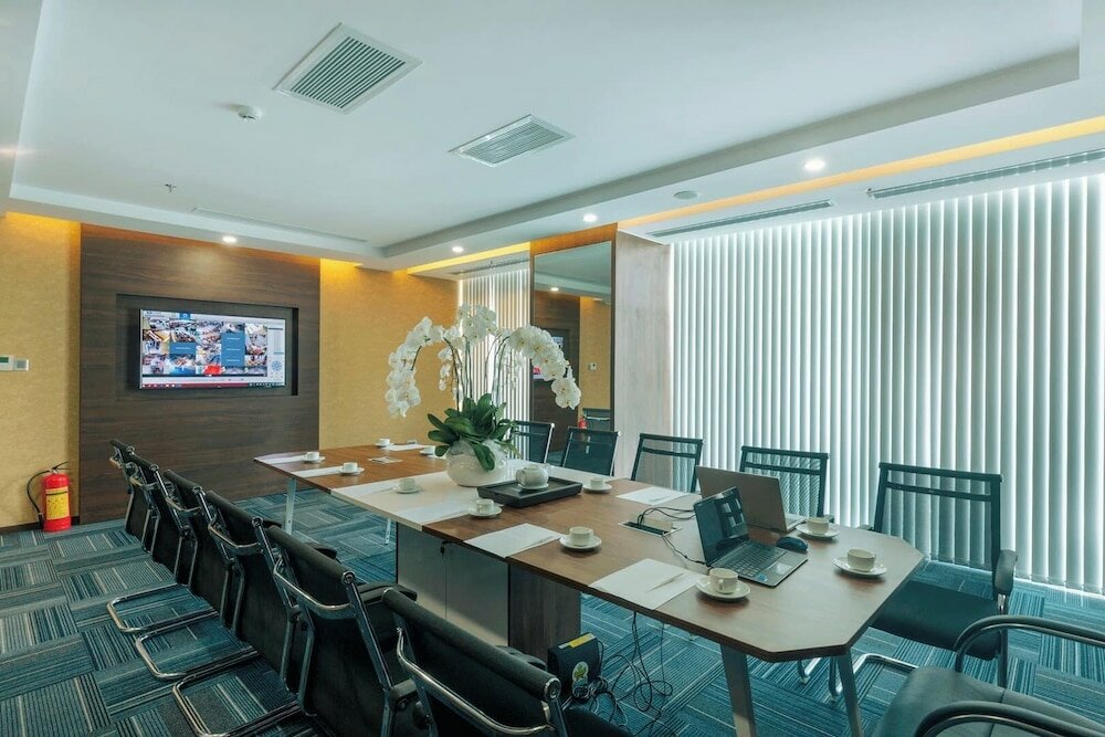 Фото LeMore Hotel