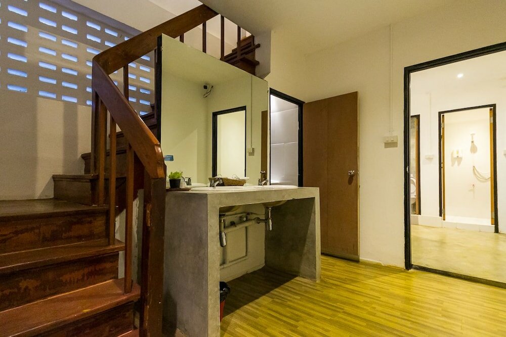 Фото Z's Hostel at Tha Phae Gate