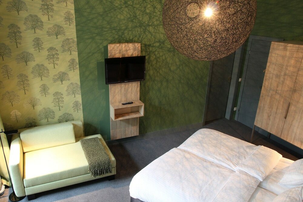 Фото Saint Shermin