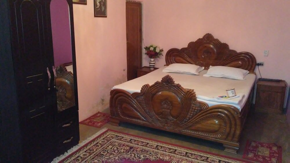 Фото Royal Guest House