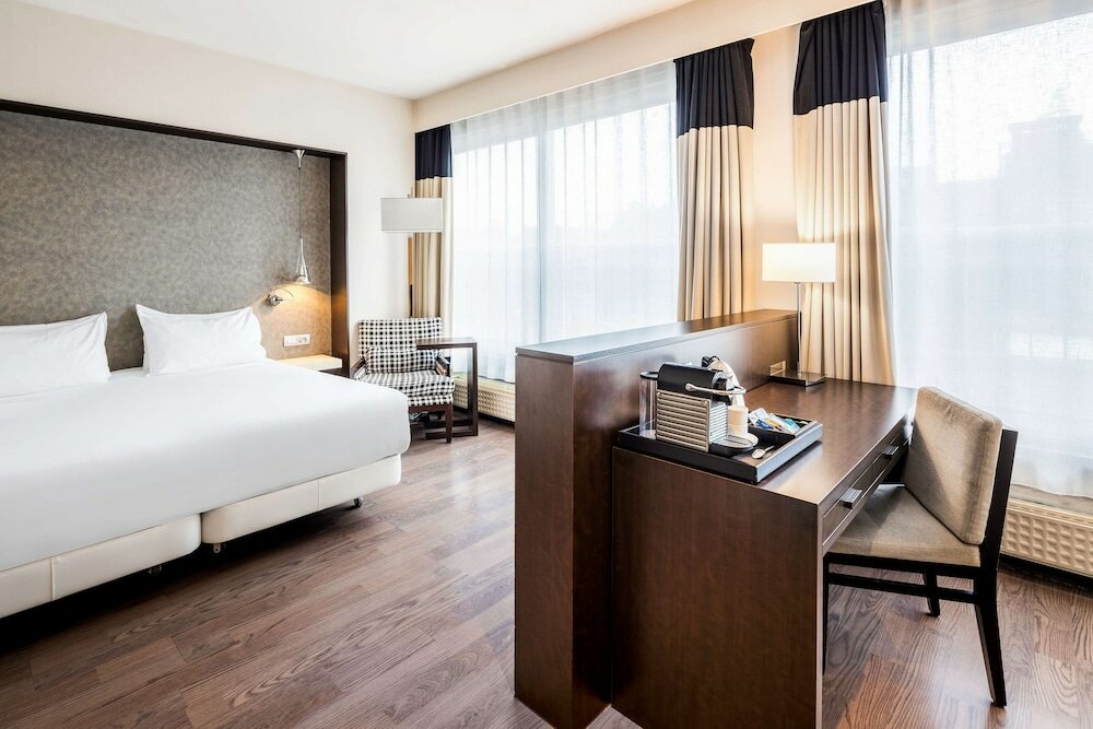 Фото Nh Brussels Stéphanie