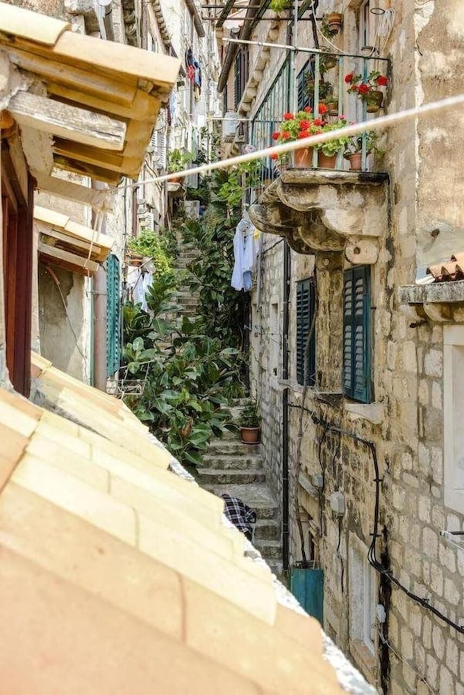 Фото Guest house Jeljenic