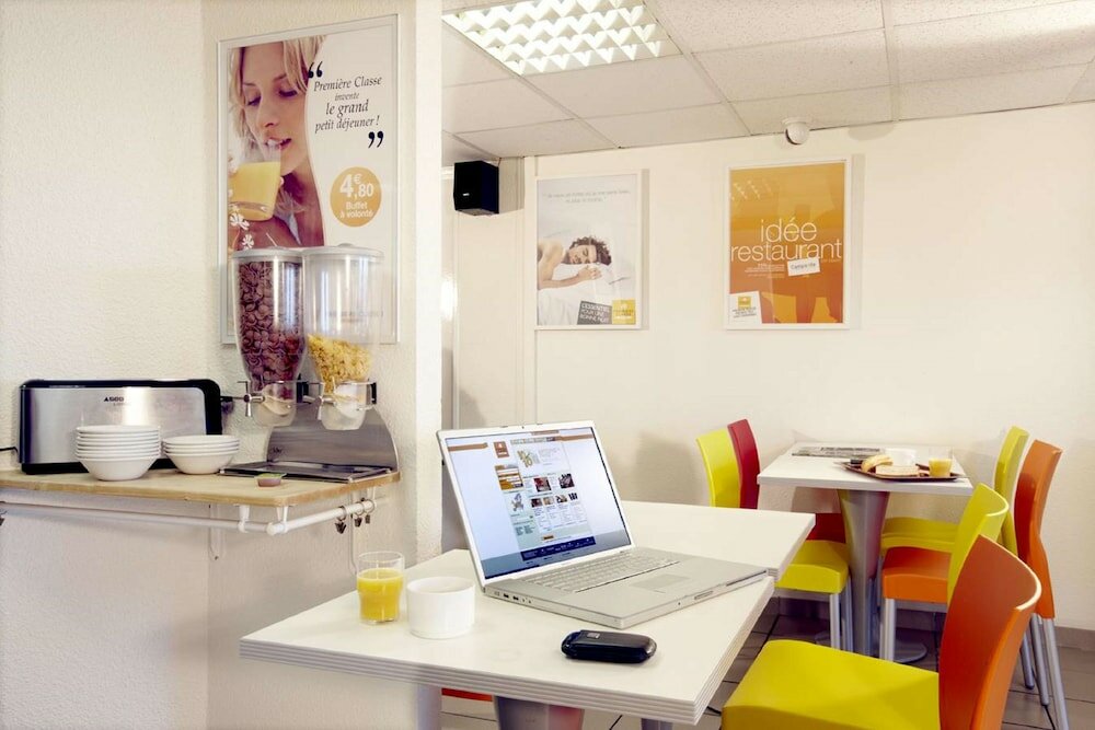 Фото Hotel Première Classe Salon De Provence