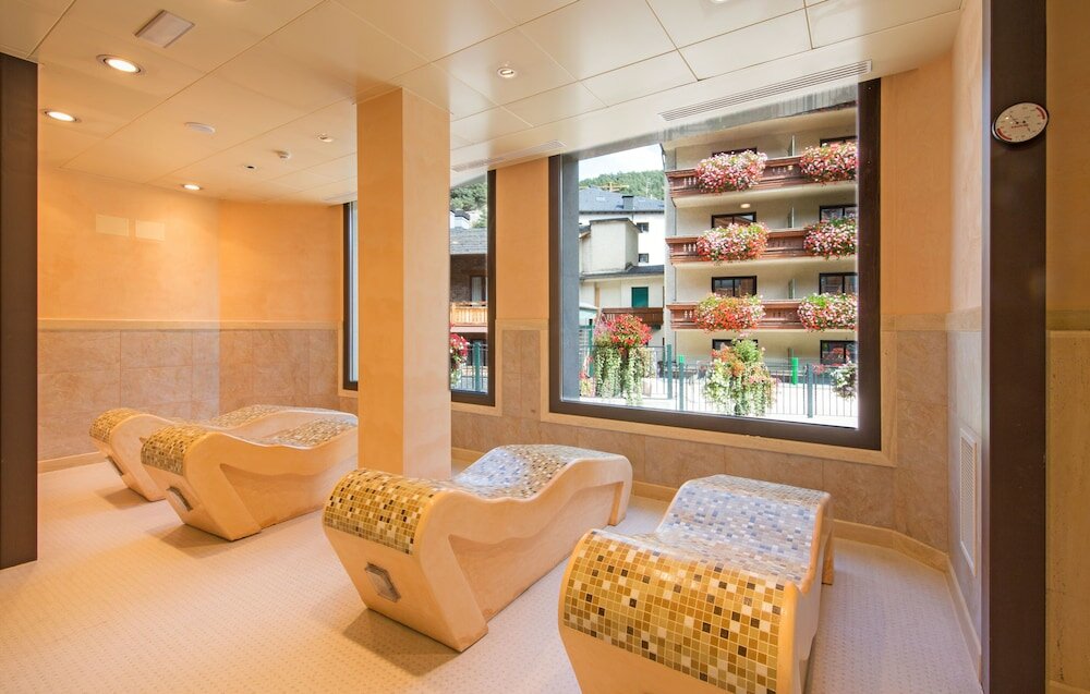 Фото Hotel Rutllan & SPA