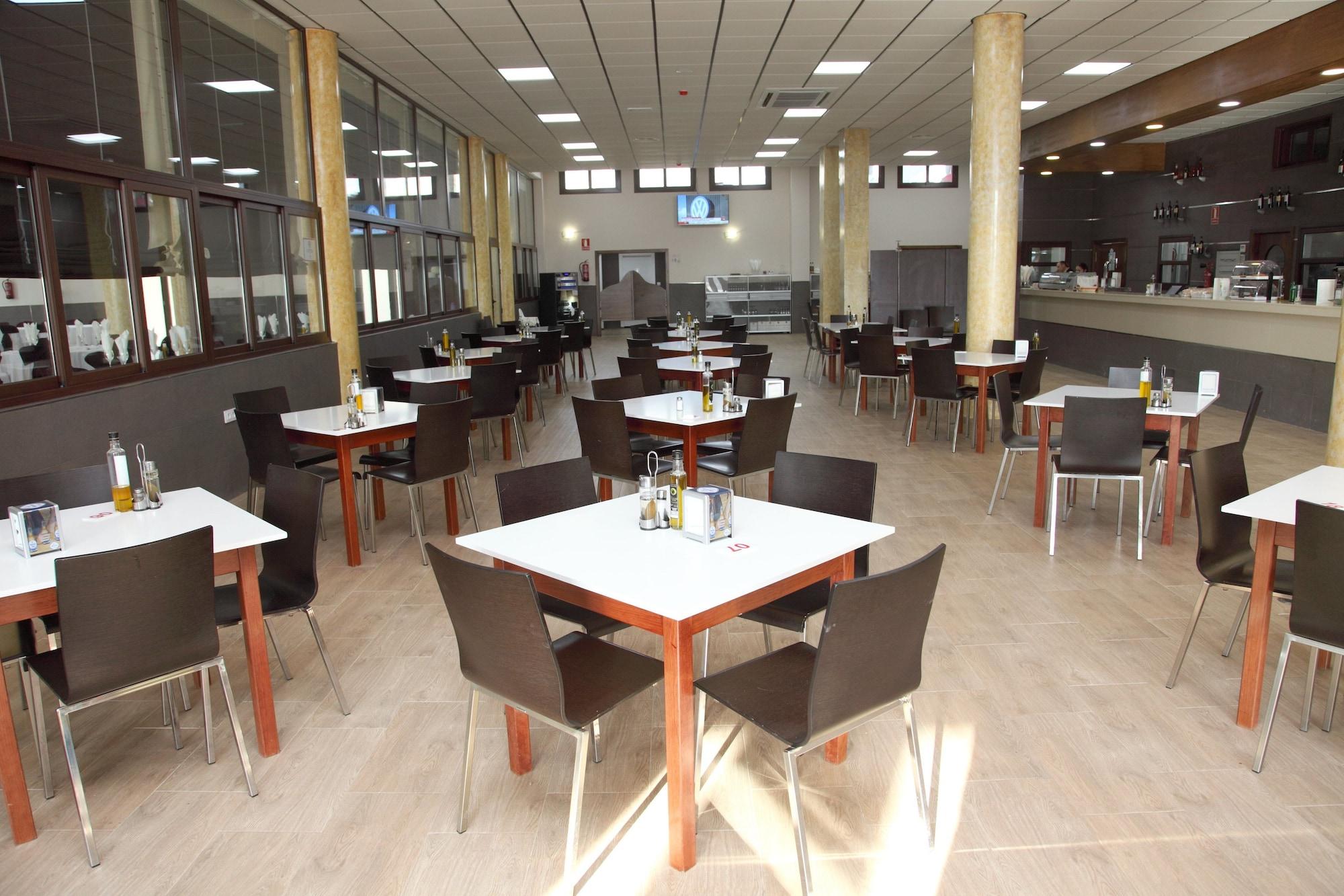 Фото Hotel Restaurante Lorenzo