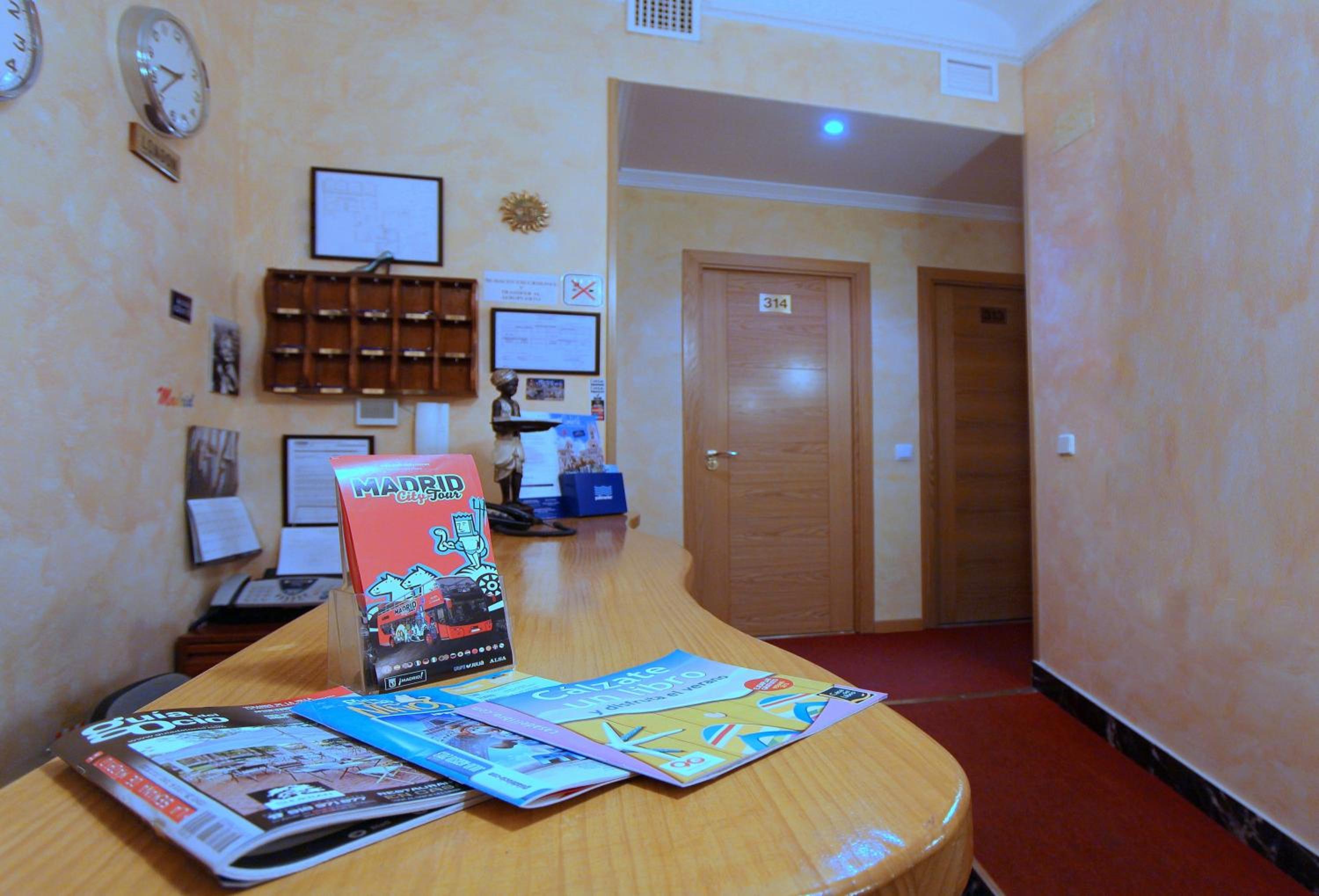 Фото Hostal Regio