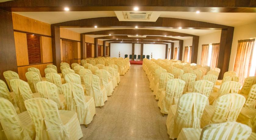 Фото Saaral Resorts