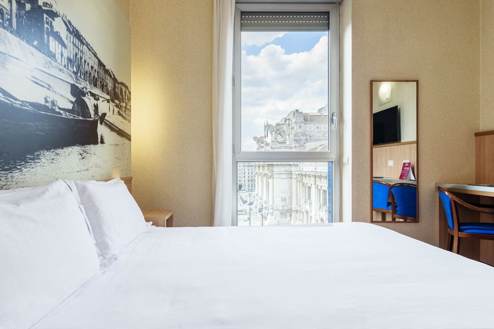 Фото B&b Hotel Milano Aosta