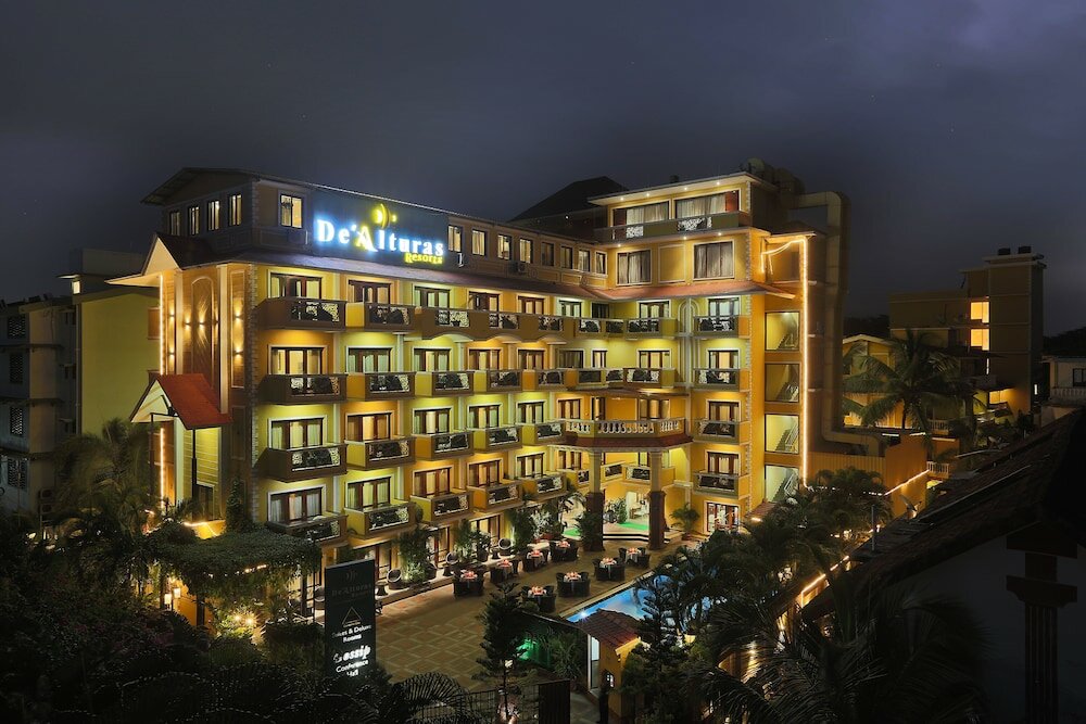 Фото отеля 1