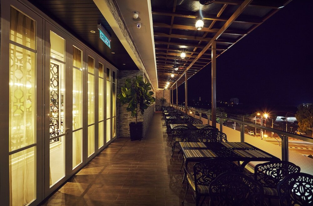 Фото Estadia Hotel