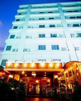 Фото Howard Square Boutique Hotel