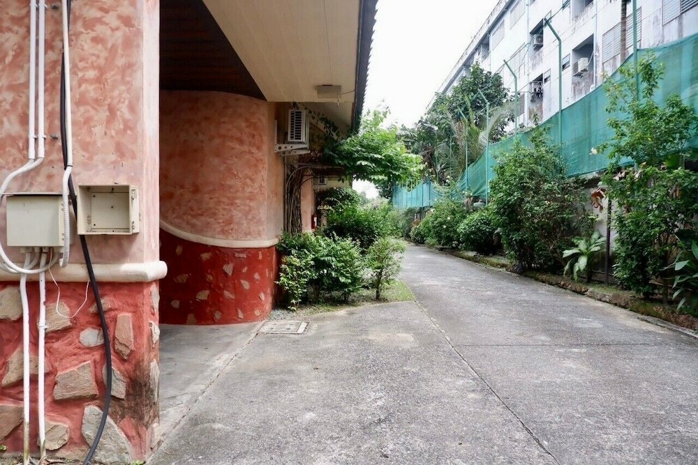 Фото Palm Chalet Resort