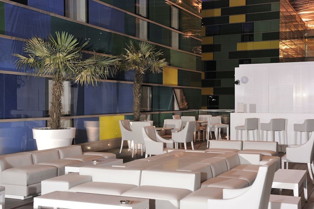 Фото Kyriad Prestige Perpignan Centre Del Mon