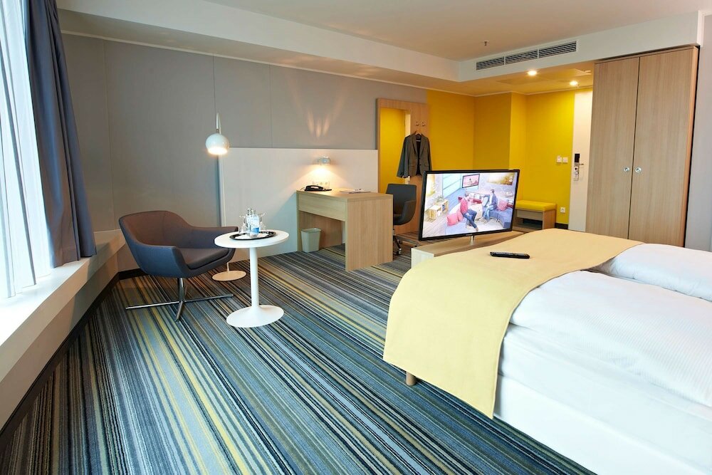 Фото Ghotel hotel & living Würzburg