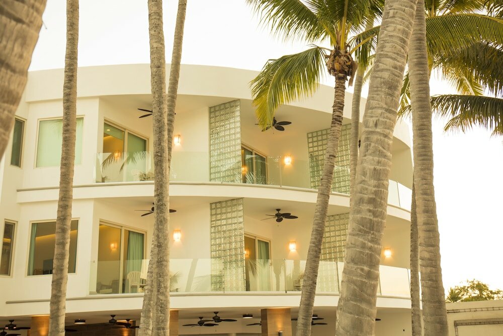 Фото Vista Vallarta All Suites on the Beach