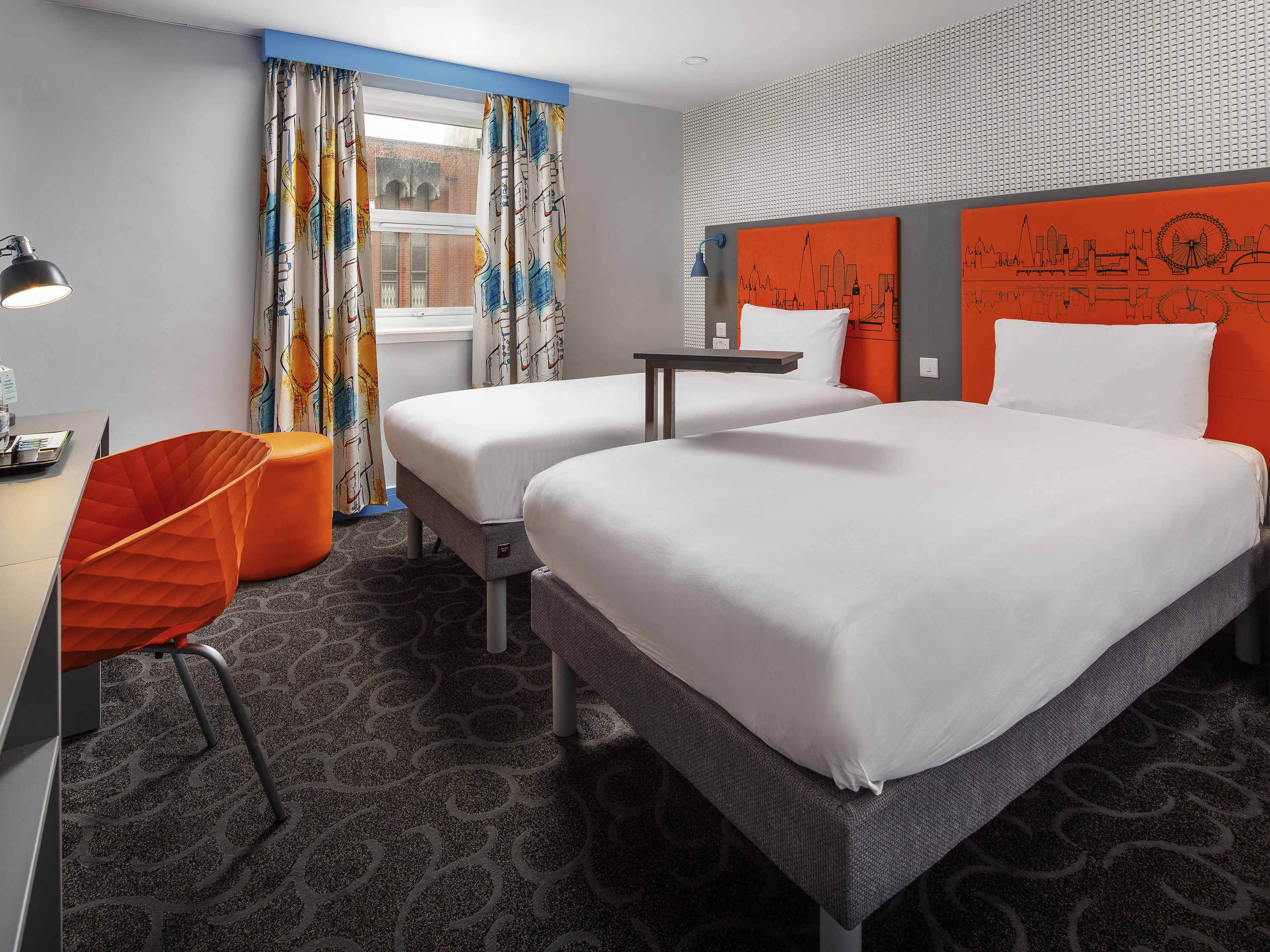 Фото Ibis Styles London Croydon