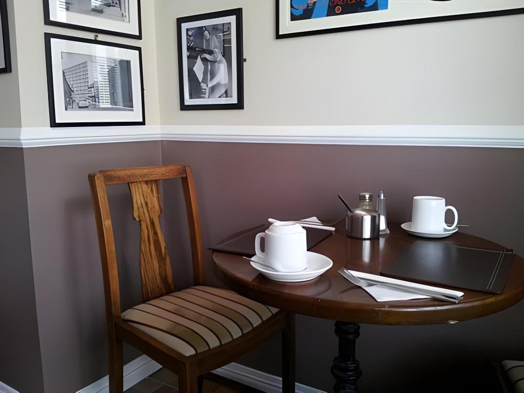 Фото Abbey Bed and Breakfast