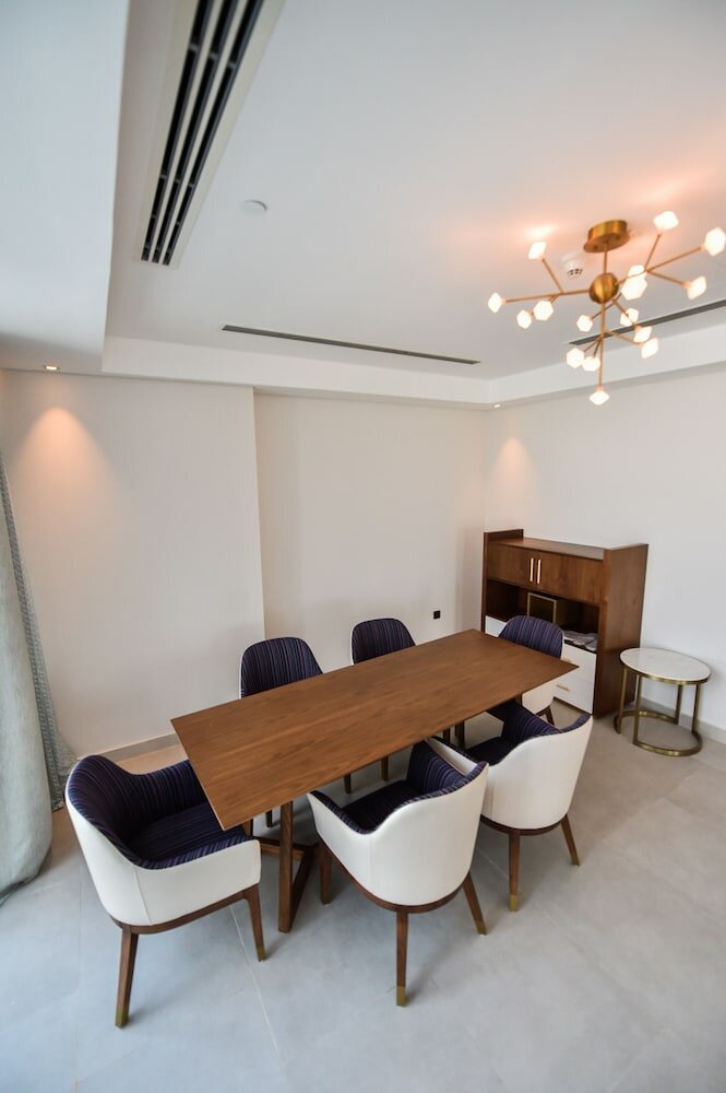 Фото Waterfront Hotel Apartment