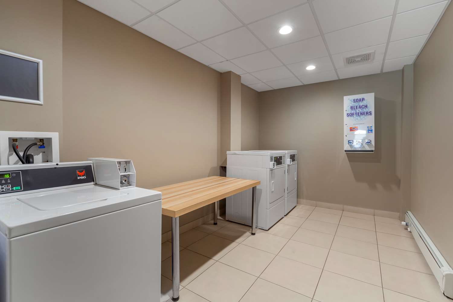 Фото Best Western Plus Fox Creek