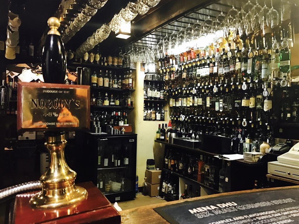 Фото The Nobody Inn