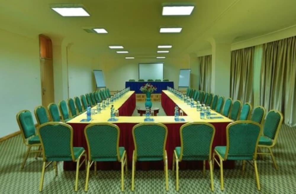 Фото Abyssinia Renaissance Hotel