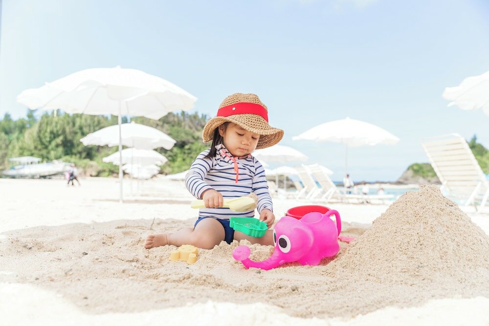 Фото Okinawa Kariyushi Lch Resort on the Beach