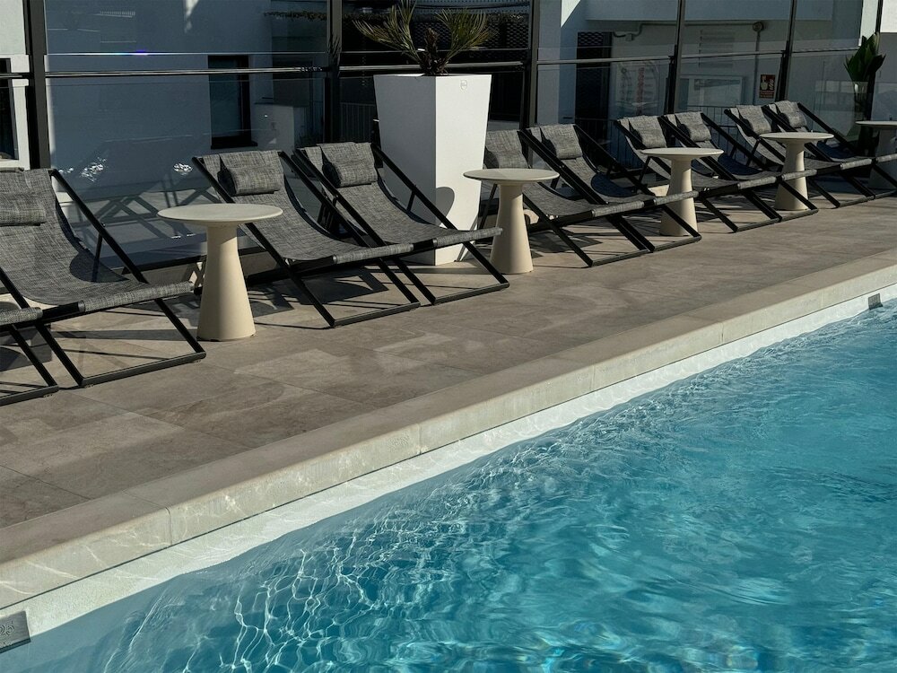 Фото Hotel Bécquer