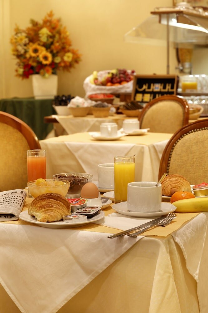 Фото Paix Republique Hotel