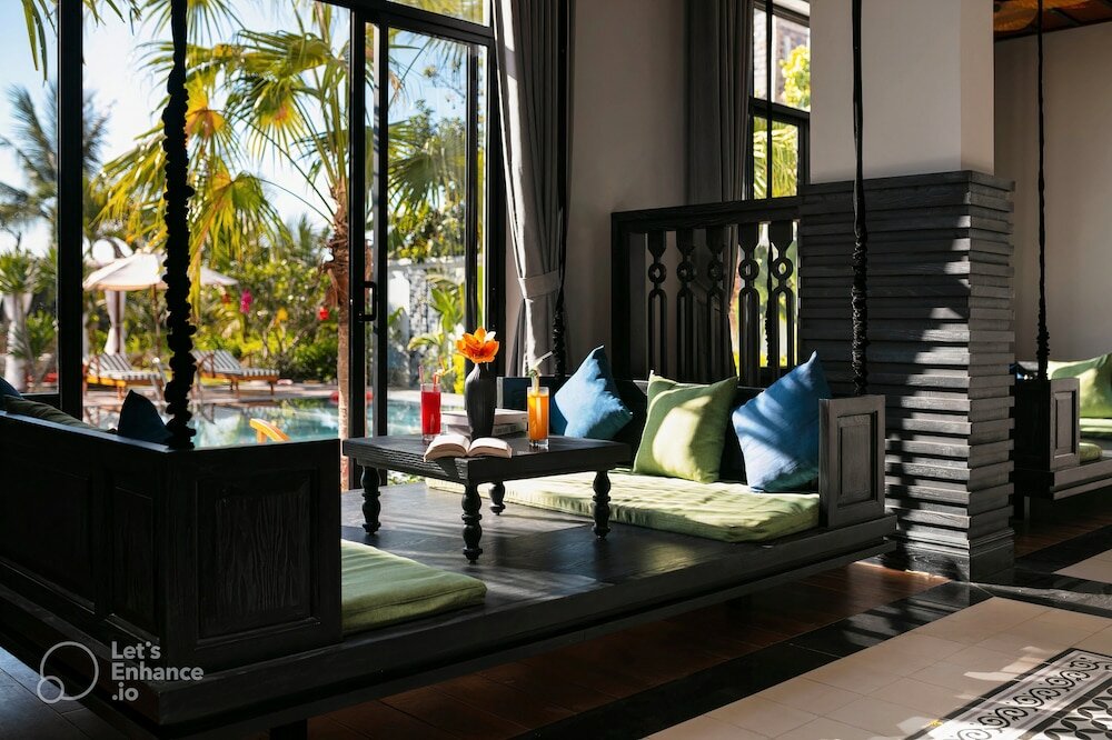 Фото Shining Riverside Hotel and SPA