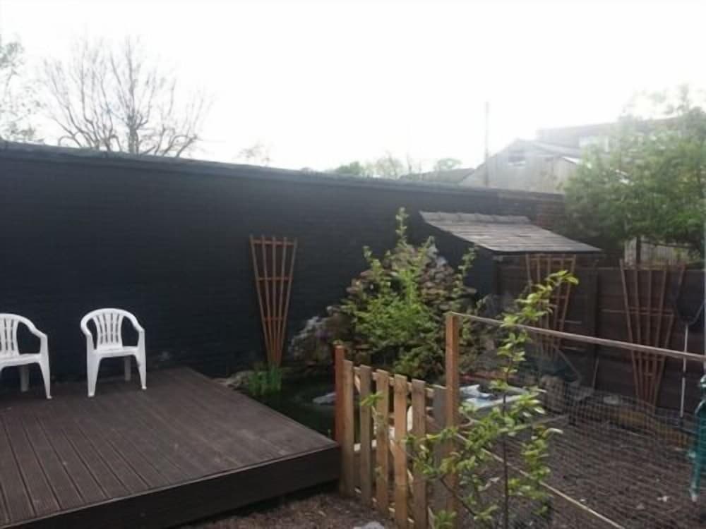 Фото Heavenly Nights Guest House