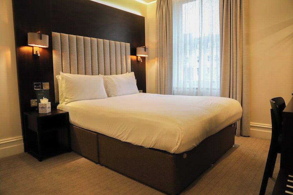 Фото The Rove Hotel