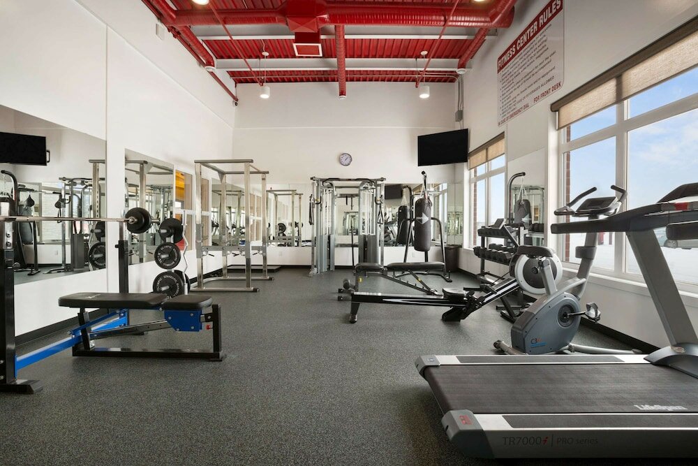 Фото Ramada by Wyndham Emerald Park/Regina East