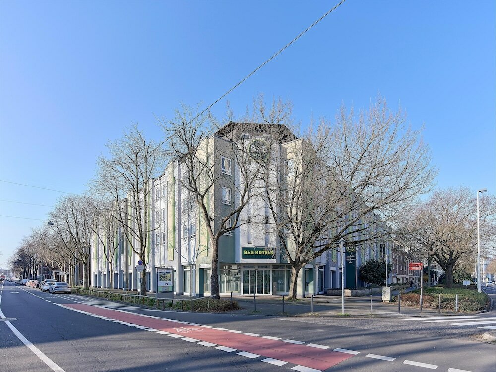 Фото отеля 3