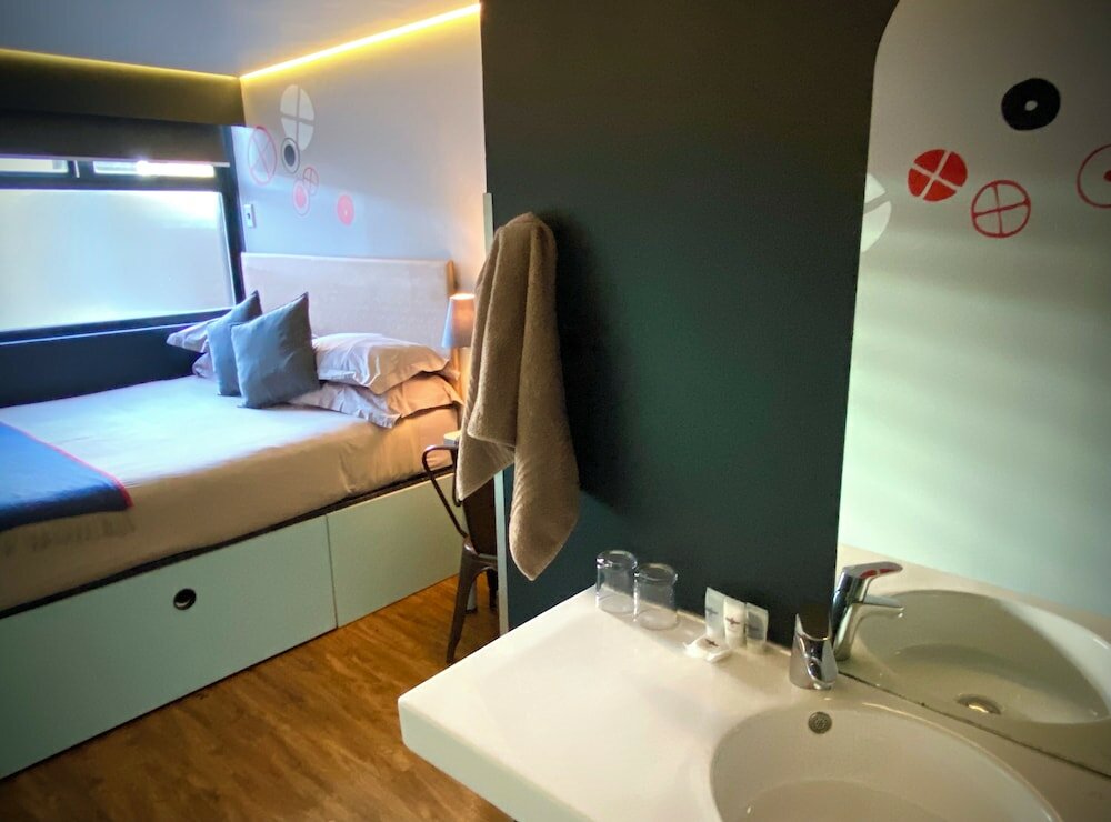 Фото Bannister Hotel