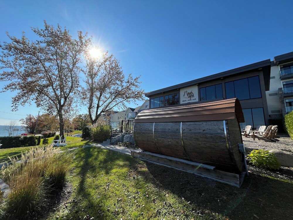 Фото La Cache du Lac Champlain by Ôrigine