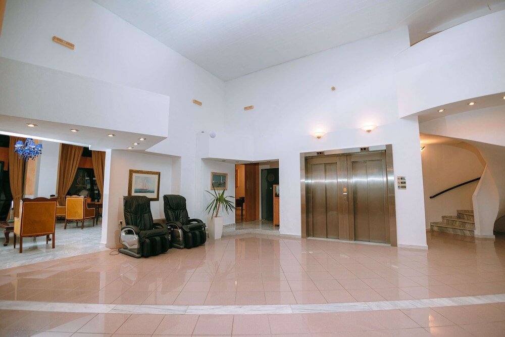 Фото Santa Marina Unique Hotel