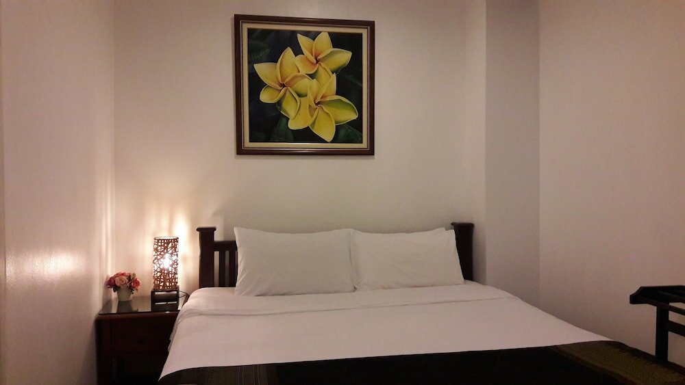 Фото Smile Society Boutique Hostel