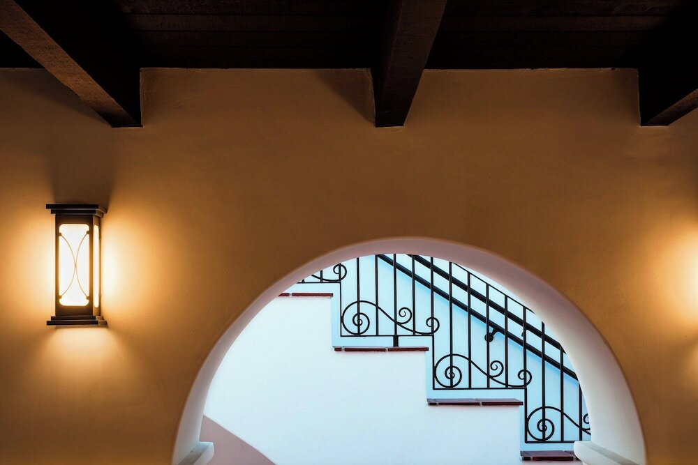 Фото Triada Palm Springs, Autograph Collection by Marriott