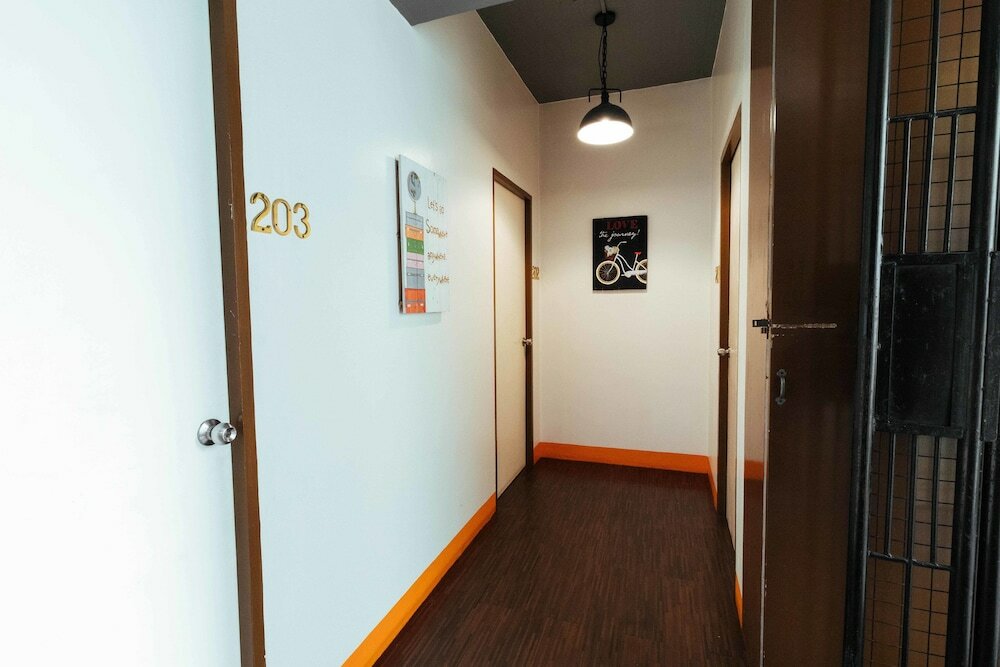 Фото RedDoorz near Quirino Station