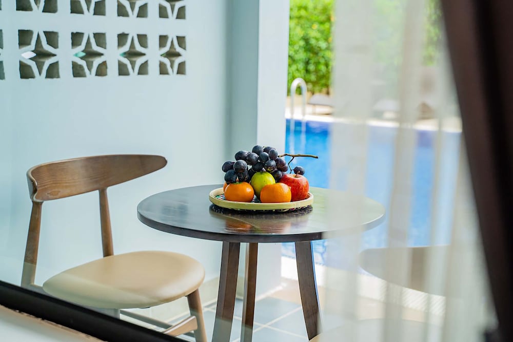 Фото Rainforest Hotel by Nsun