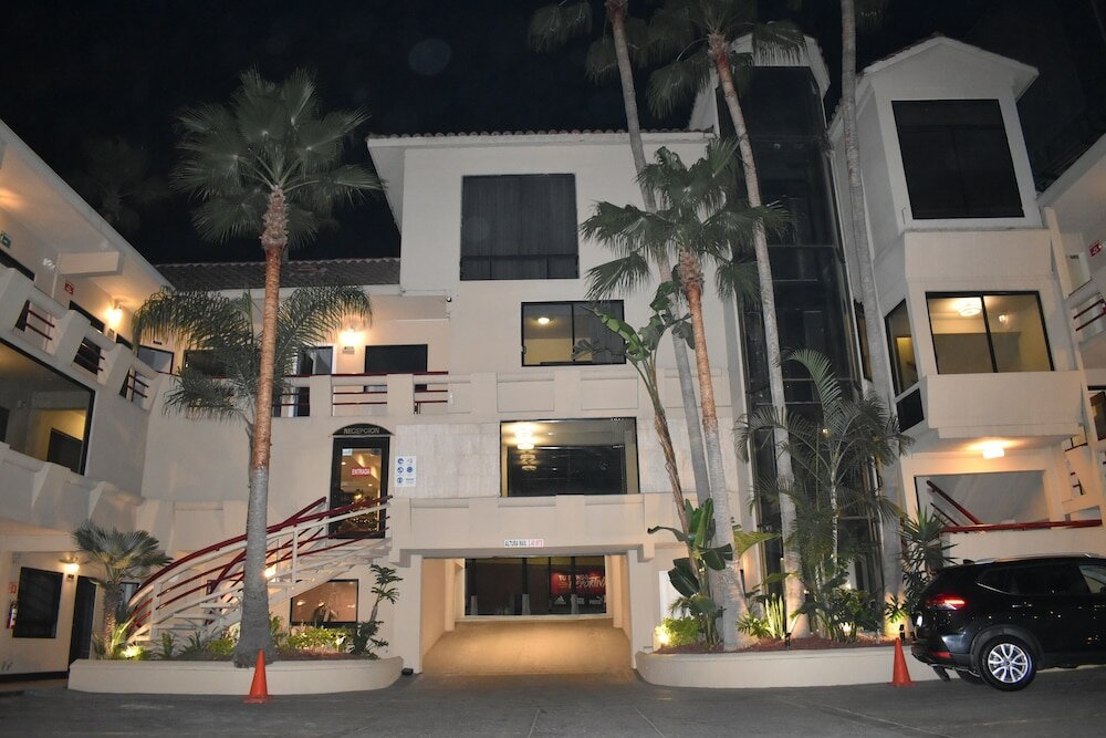 Фото Hotel Frontiere