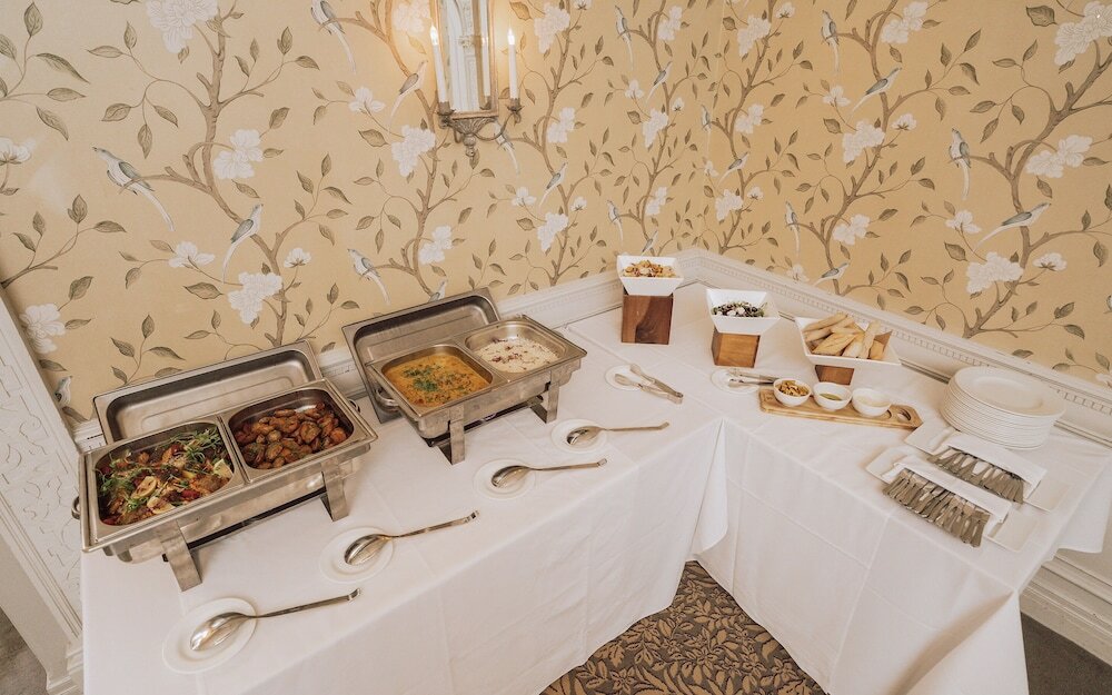 Фото Warren House