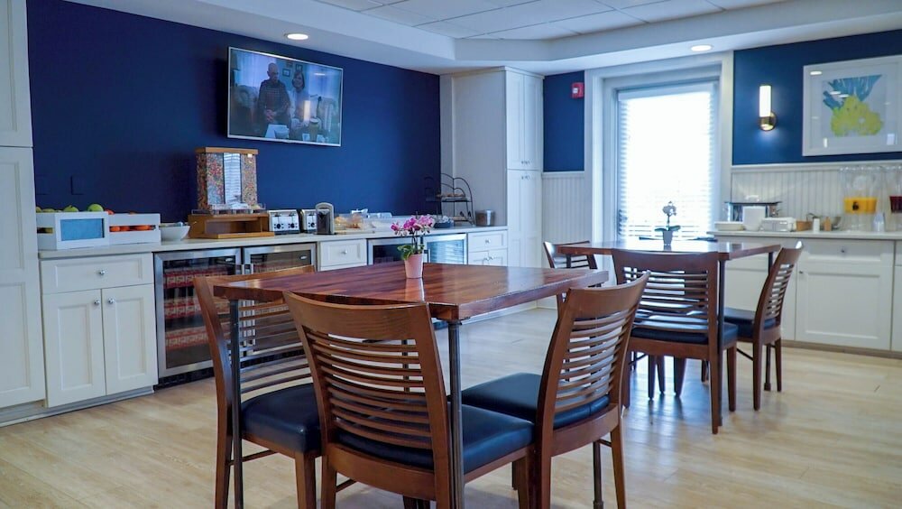 Фото The Circle Hotel Fairfield