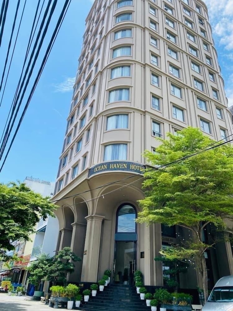 Фото Ocean Haven Hotel