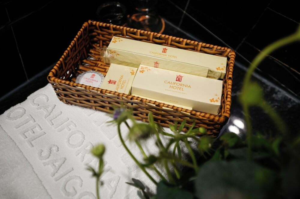 Фото California Saigon Hotel & Rooftop Pool