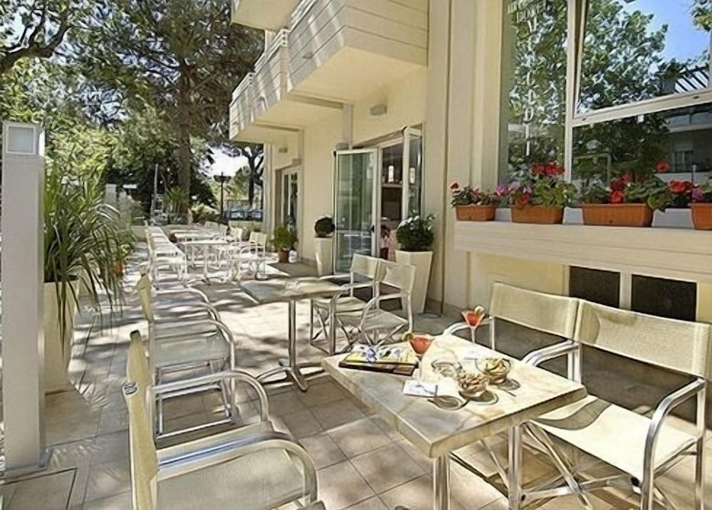 Фото Hotel Muccioli